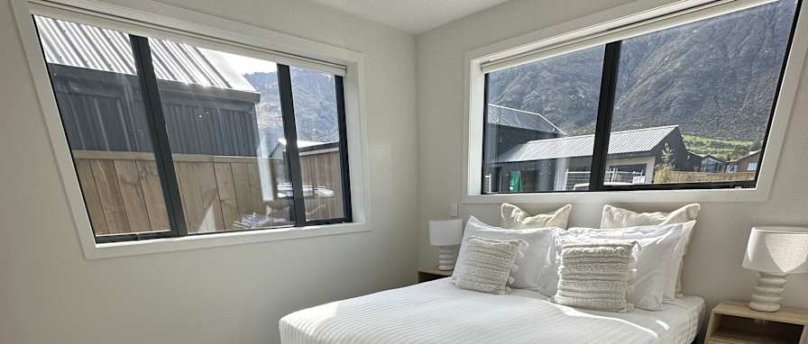 Linda A.'s room