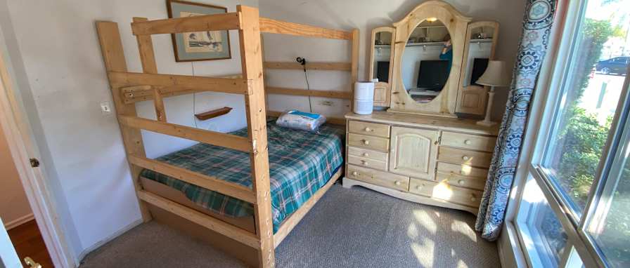 Leo Arancibia's room