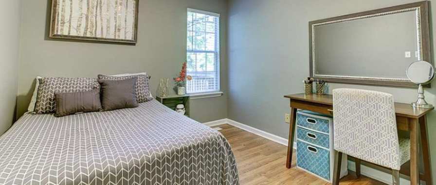 Jennifer's room