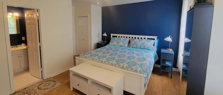Carlos's room
