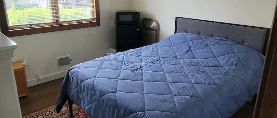 Dan's room