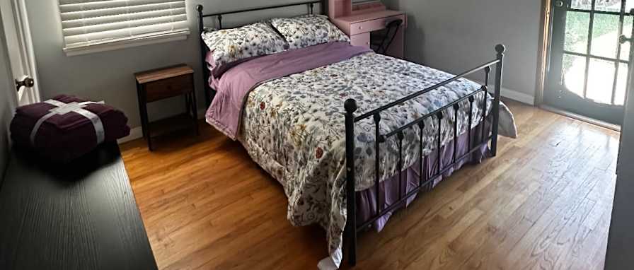 Kate's room