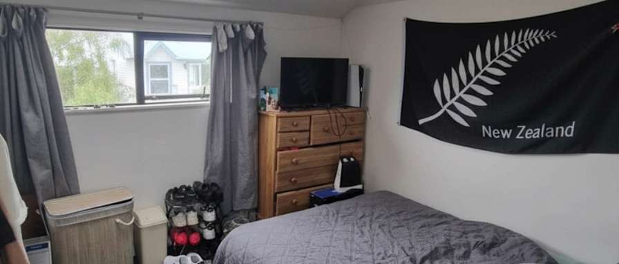 Az's room