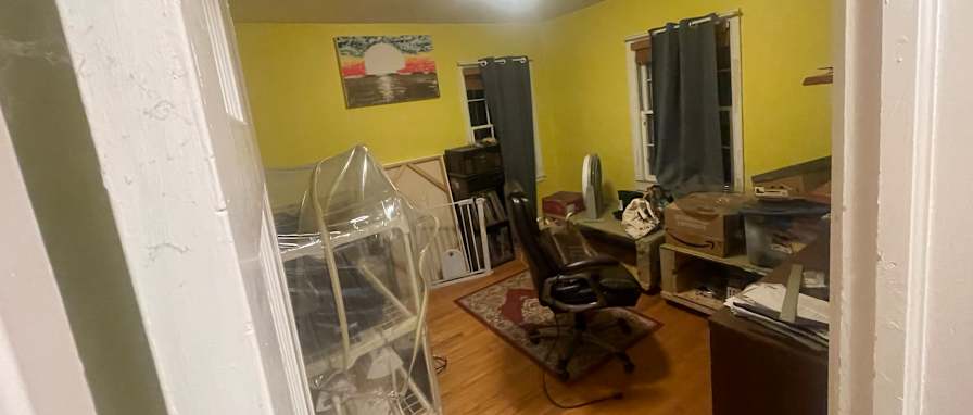 Maxwell's room