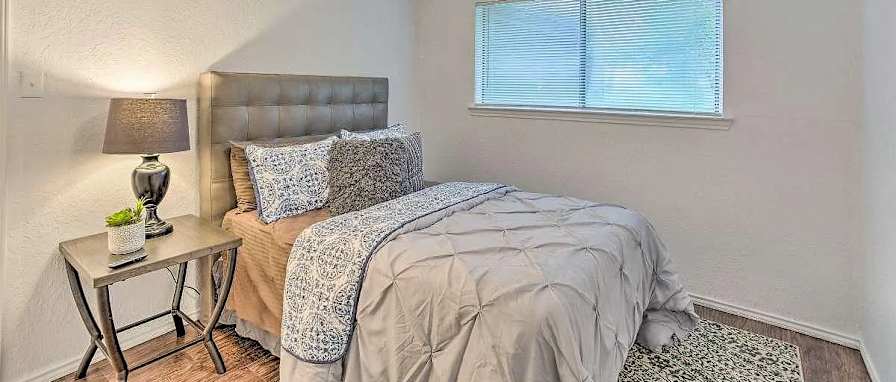 Asante's room