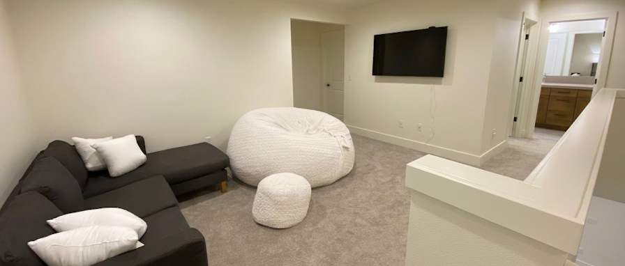 Garrette's room
