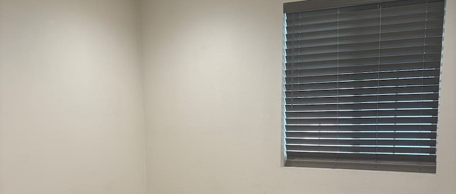 Yi's room