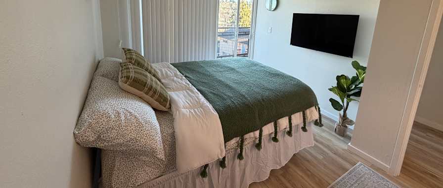 Mary Sky's room