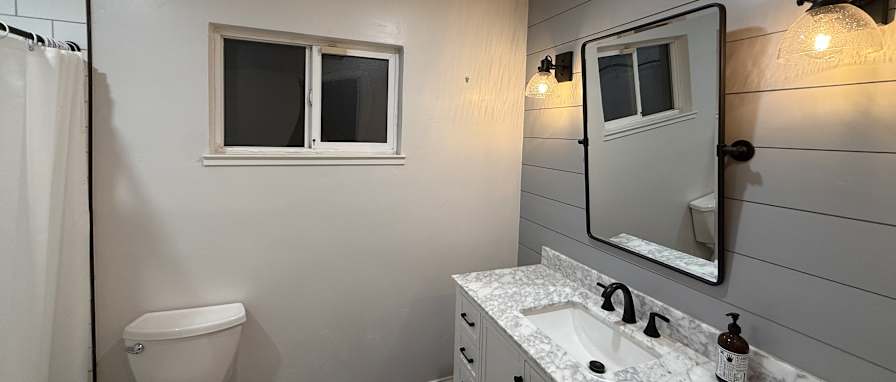 Alberto's room