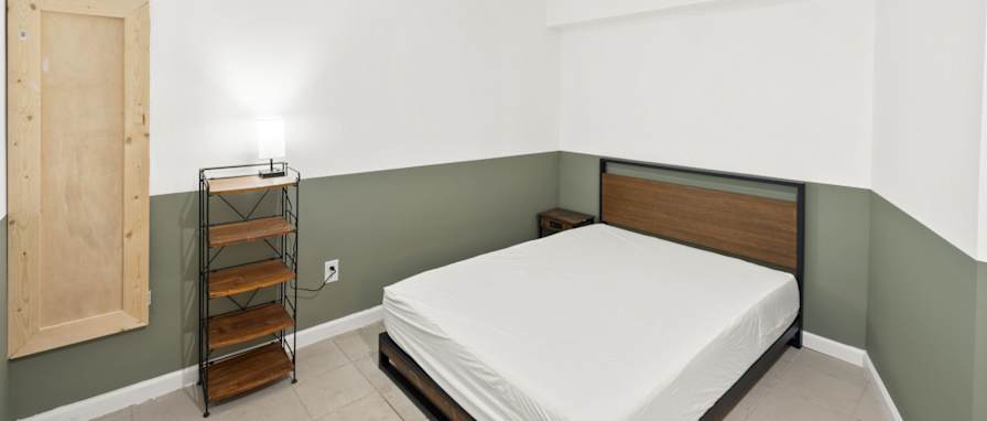 Apple House Living's room