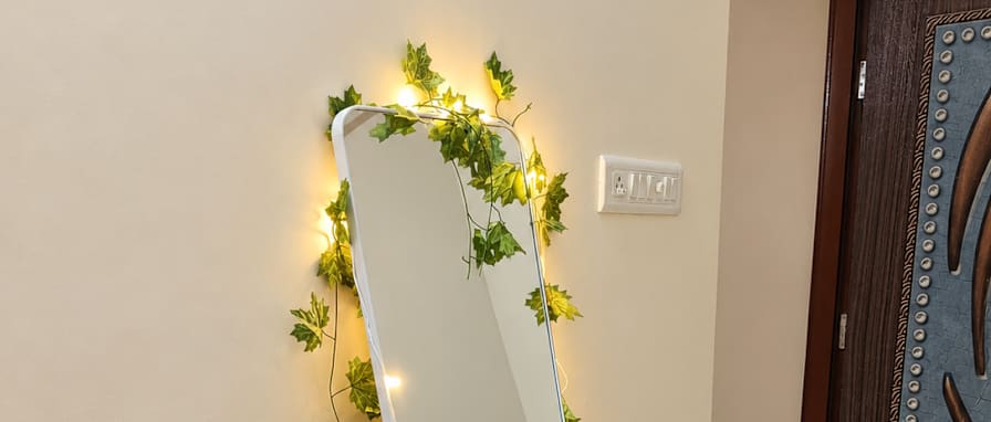 neha ambarkar's room