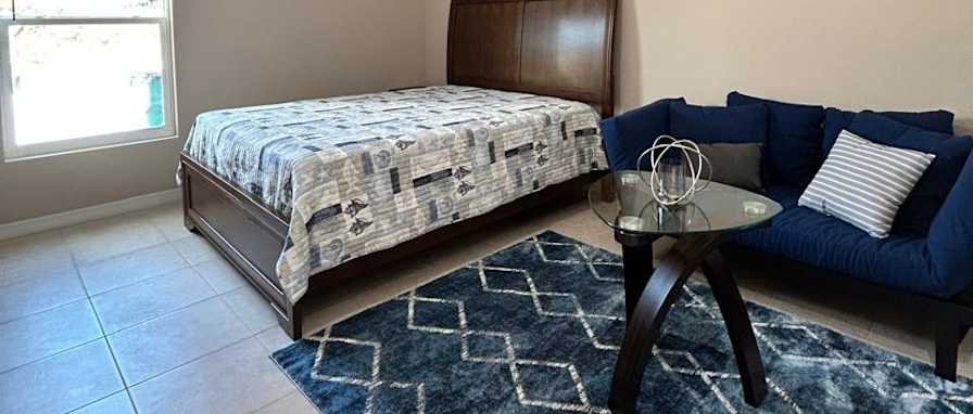We Rent Bedrooms in Melbourne's room