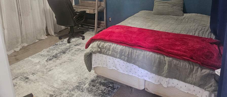 Leia's room