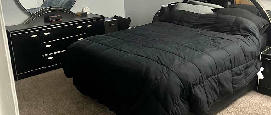 Ricardo Copeland's room