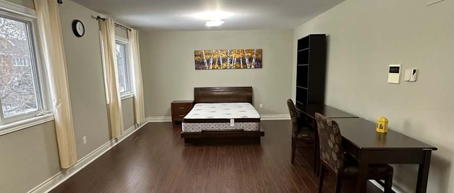 Gloria's room