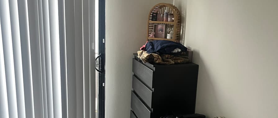 Benet's room