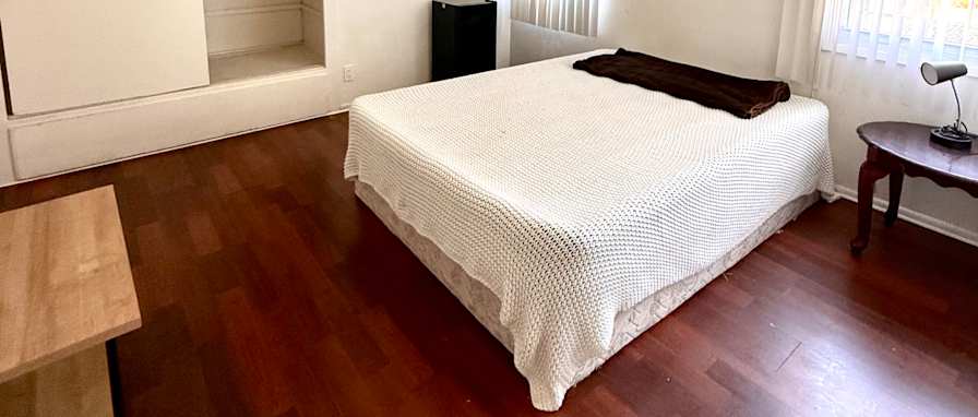 Mark Ogbunamiri's room