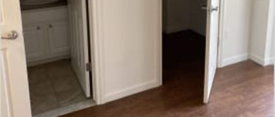Hemant's room