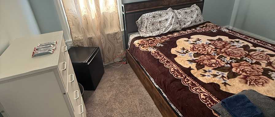 Yann's room