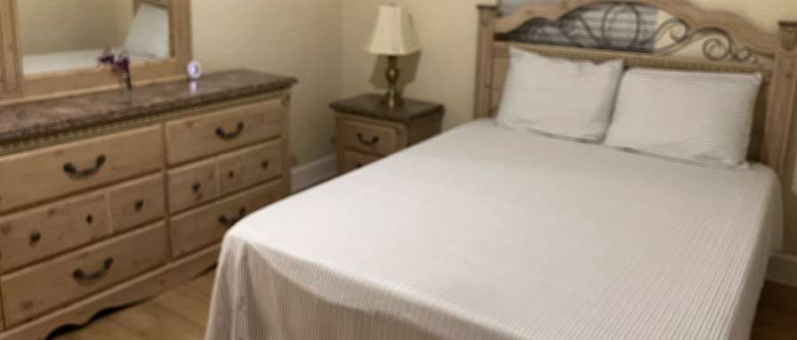 Bchinton's room
