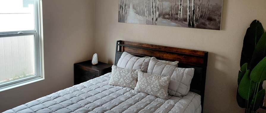 Thomas's room