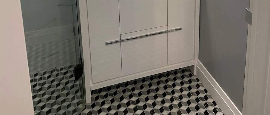 Madhav Kapoor's room