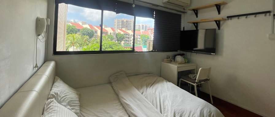 Naomi's room