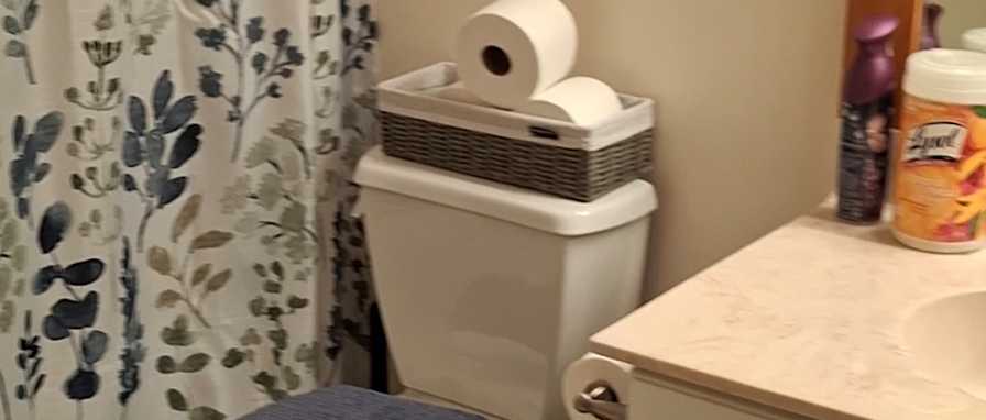 Latoya's room