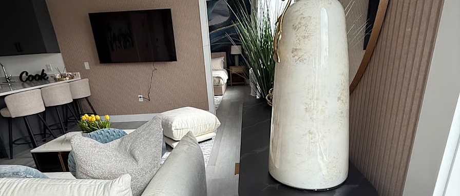 Maze Santana's room