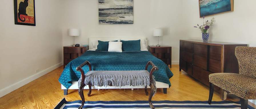 Mauricio santiago's room