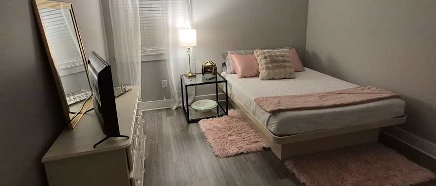 Holly's room