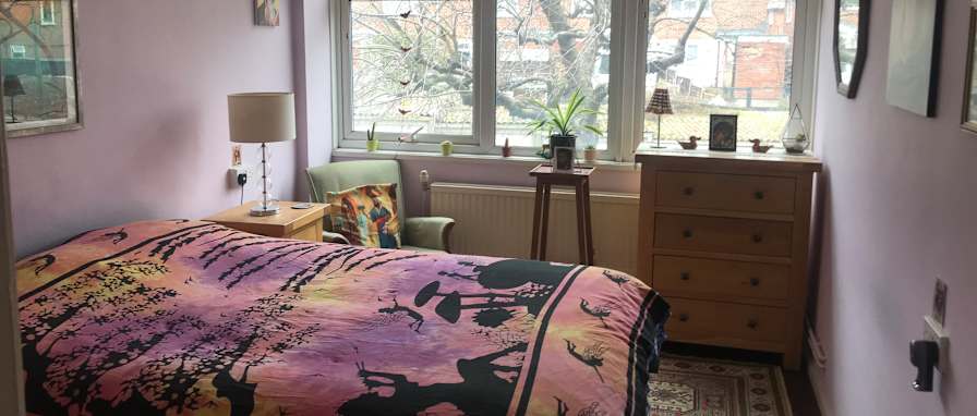 ALVARO GOMEZ's room