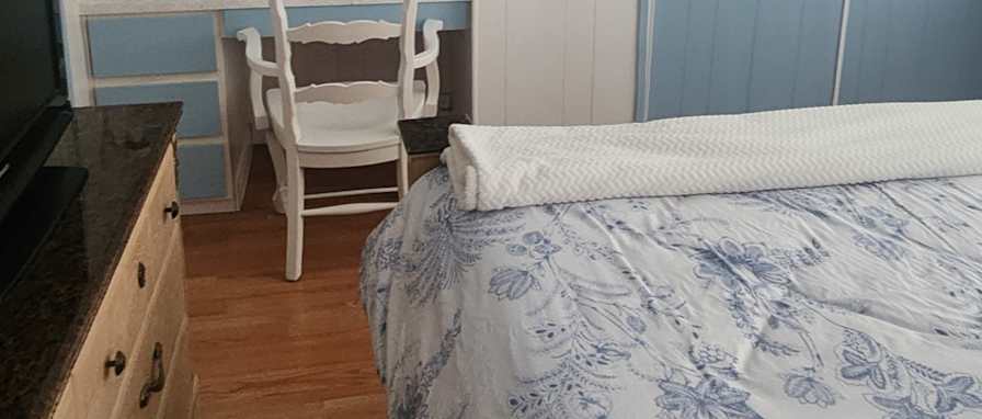 Simona's room