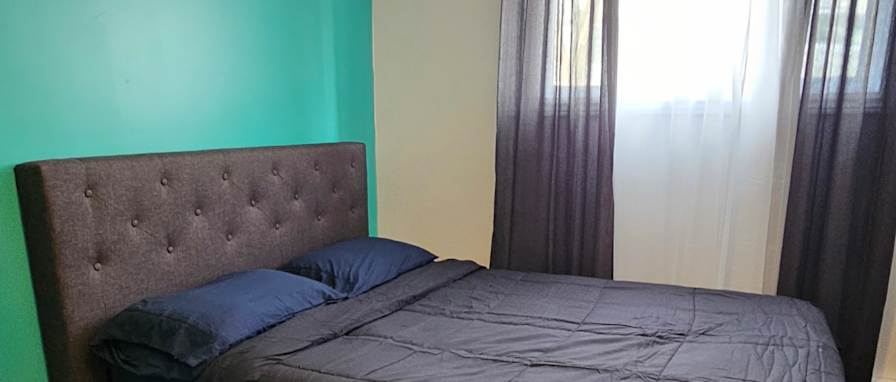 stacy-ann sappleton's room