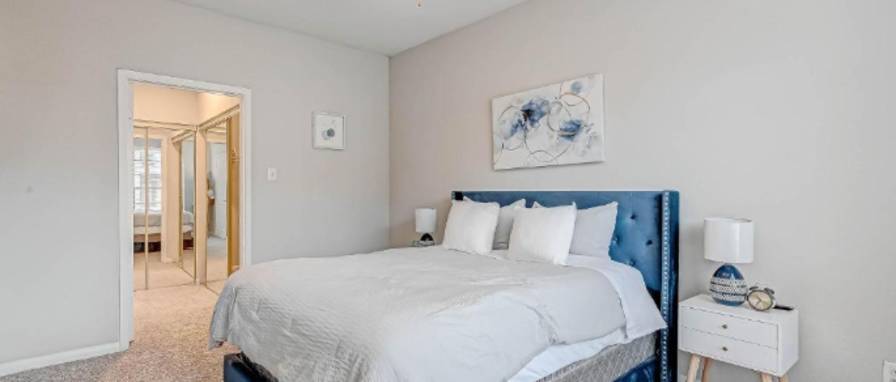 Caroline Henny's room