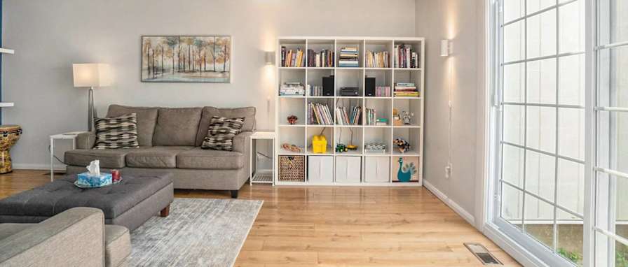 Chris Saracino's room