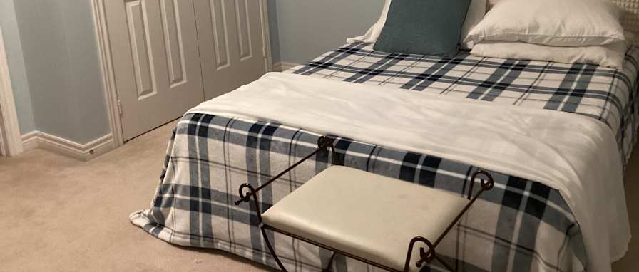 Oscar's room