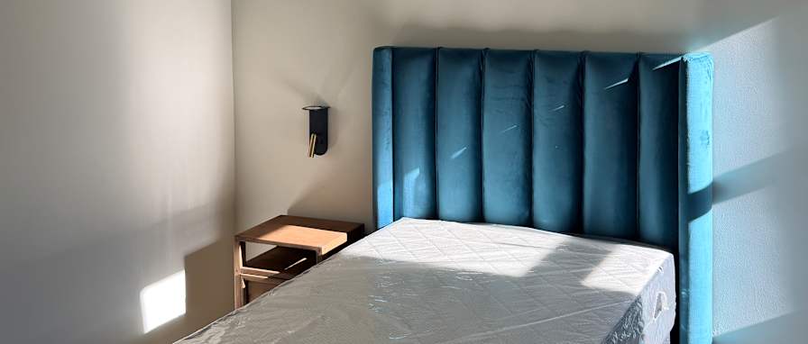 Georgios's room
