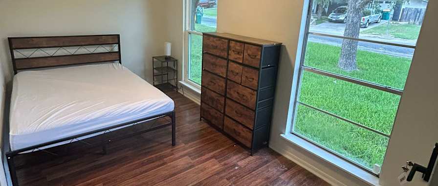 Valentina's room
