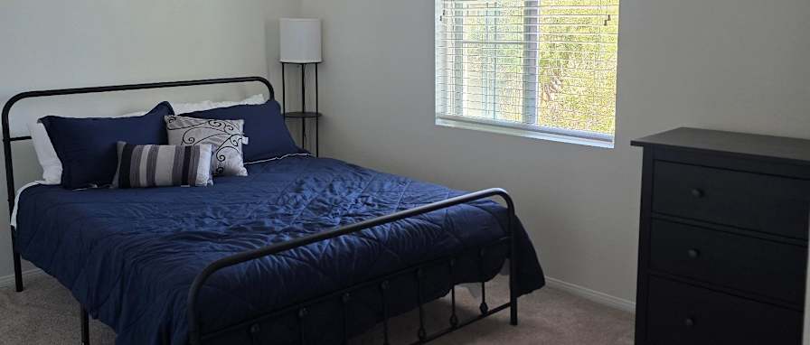 Fernando's room