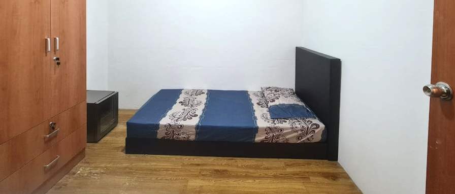 Roomy's room