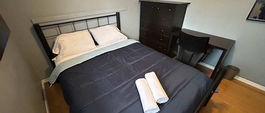 Nick Sarkovski's room