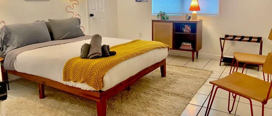 Tri's room