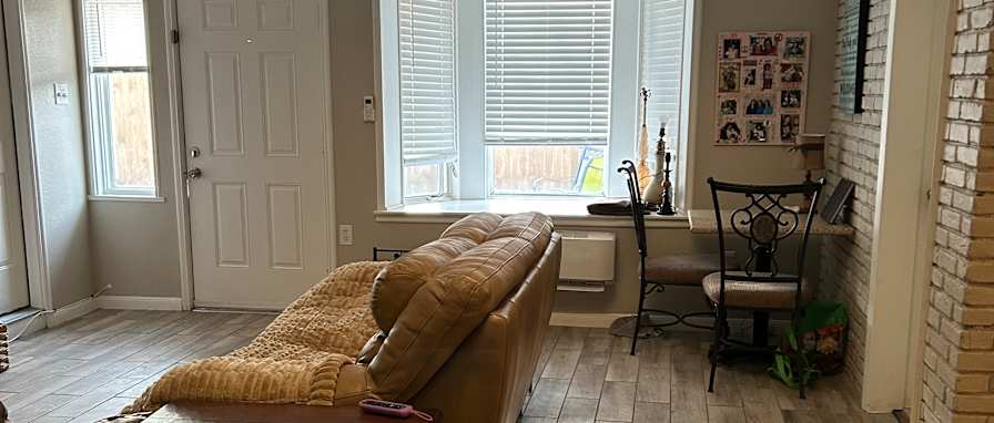 Sara's room