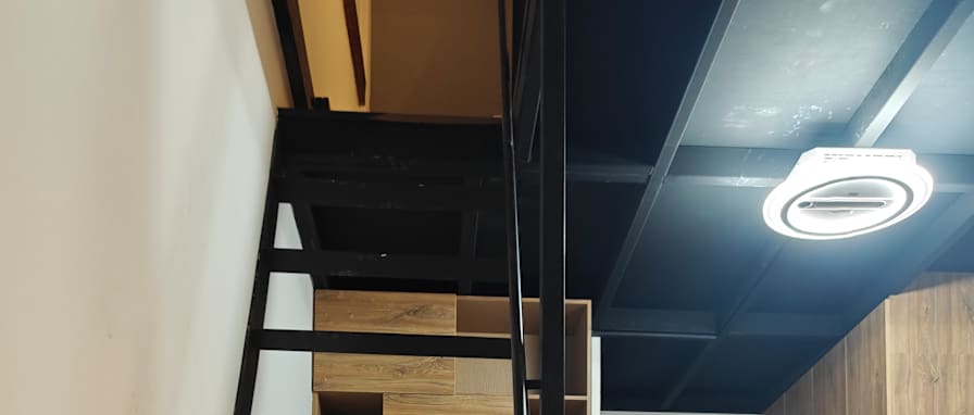 YH's room