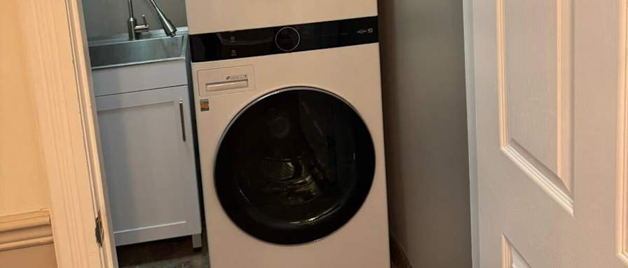 Rhea Stoddart's room