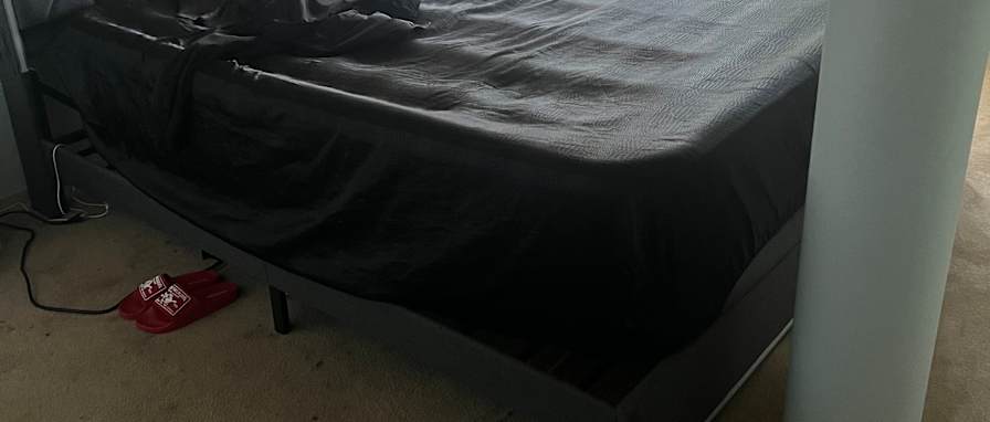 Robert Hill's room