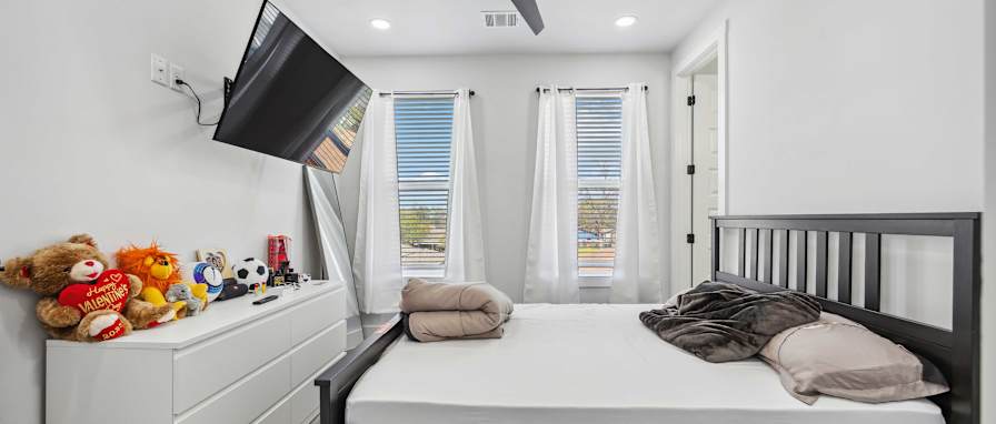 Yonas's room