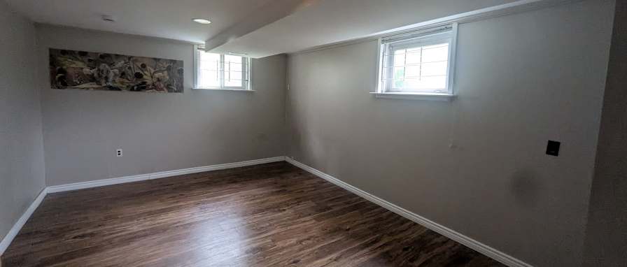 Ken's room