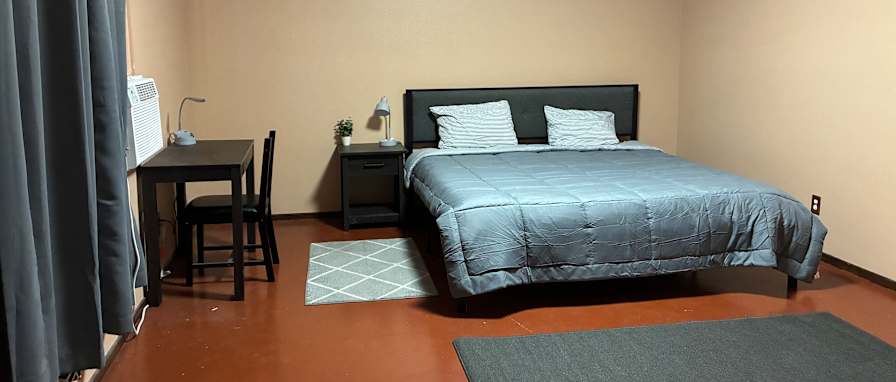 Robert Martinez's room